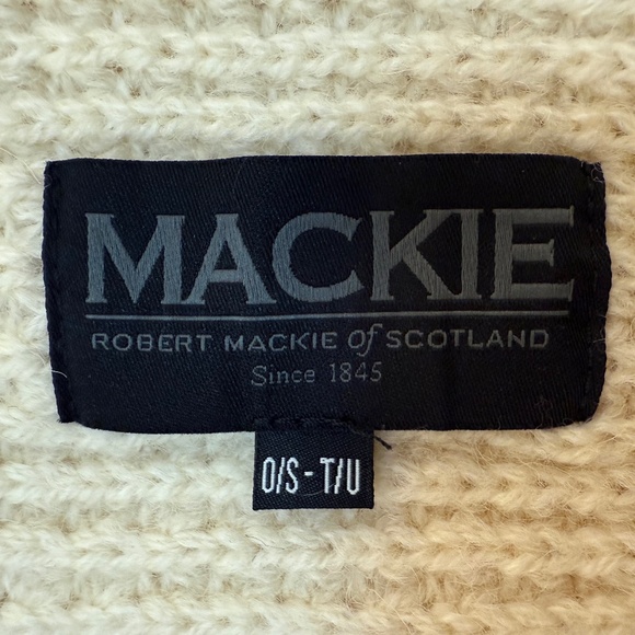 Canada Goose x Robert Mackie of Scotland 🇬🇧 Wool Knit Infinity Scarf – Cream - Picture 9 of 11